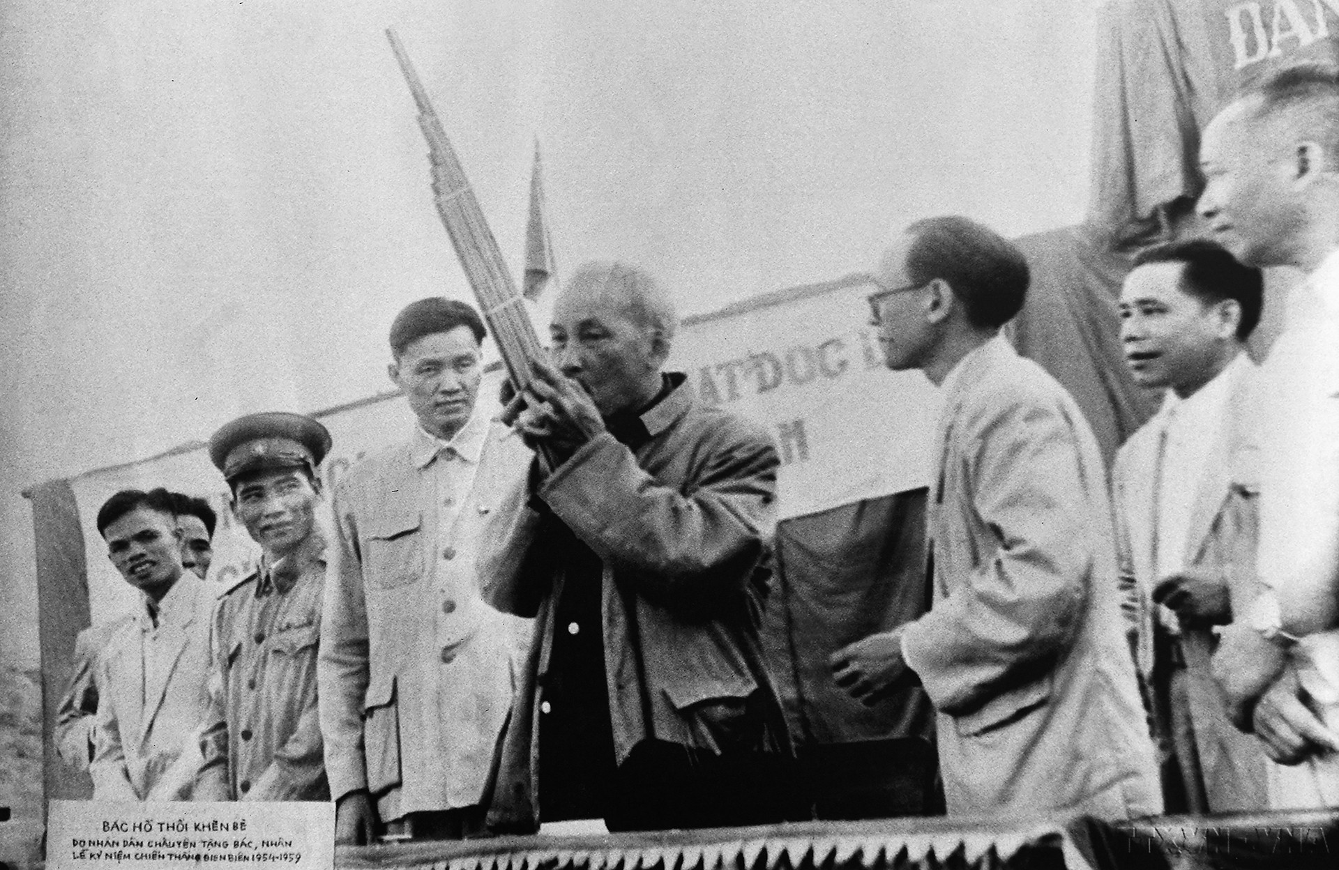 Ðổi mới phương thức lãnh đạo của Ðảng đối với lĩnh vực văn hóa, văn nghệ