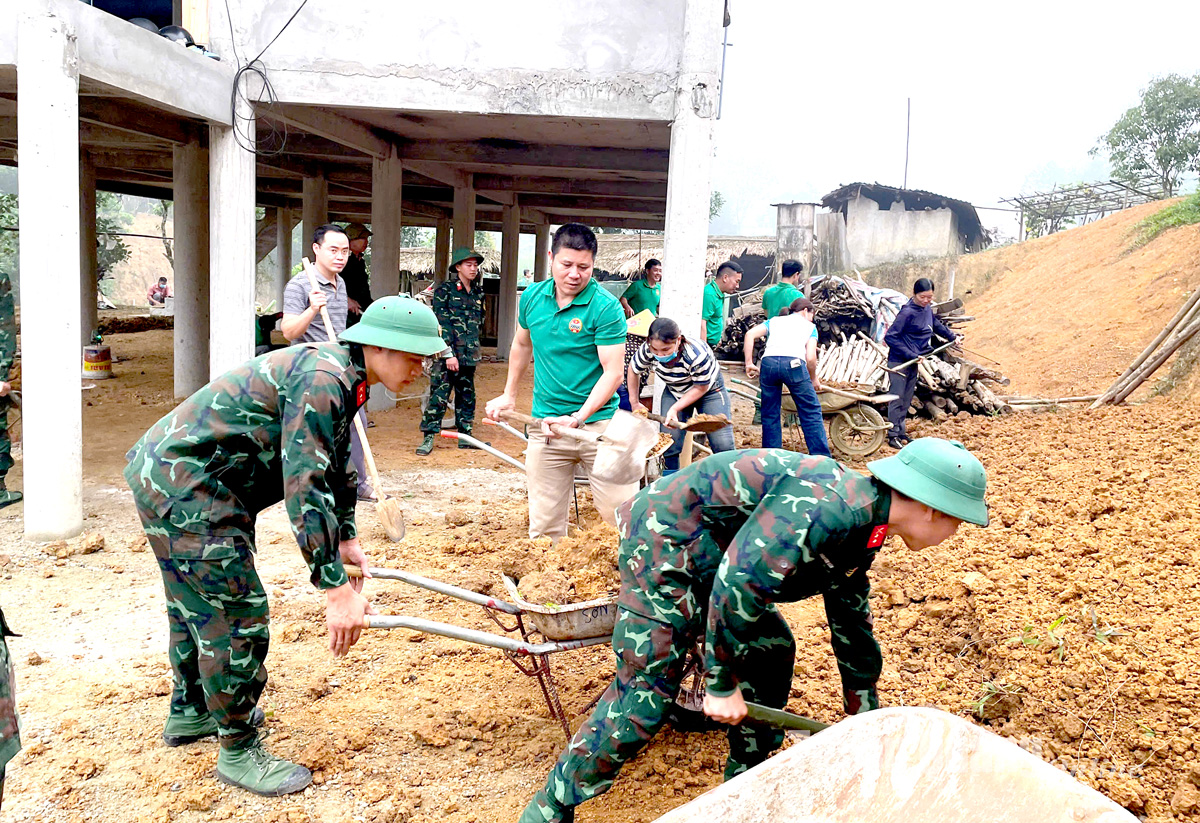 Hội Nông dân tỉnh "3 cùng" xoá nhà tạm cho hội viên nông dân